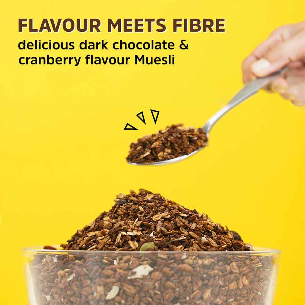 10 - MuscleBlaze High Protein Muesli OP,  4.4 lb  Dark Chocolate & Cranberry 