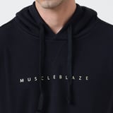 https://img2.hkrtcdn.com/43516/prd_4351571-MuscleBlaze-Carnage-Hoodie-Medium-Black_o.jpg