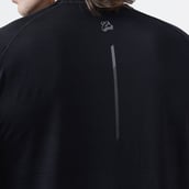 8 - MuscleBlaze Active Tee Half Sleeve,  Large  Midnight Black 