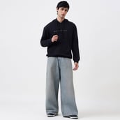 6 - MuscleBlaze Carnage Hoodie,  Small  Black 