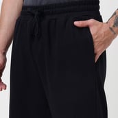 5 - MuscleBlaze Carnage Jogger, Black Medium