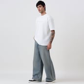 7 - MuscleBlaze Z Verse Oversized Solid T-Shirt, X-Small White