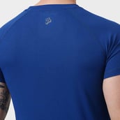 6 - MuscleBlaze Patterned Dry-Fit Active Tee Half Sleeve,  X-Large  Poseidon 